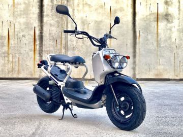 Picture of HONDA ZOOMER/ RUCKUS JDM SCOOTER 2007 WHITE *SOLD*