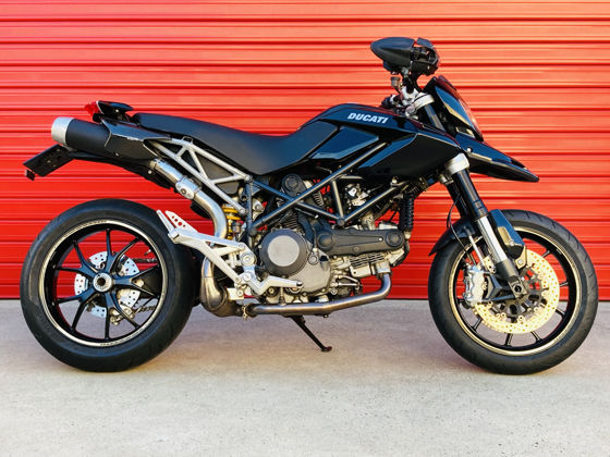 Picture of DUCATI HYPERMOTARD 1100 EVO - 2010 - BLACK